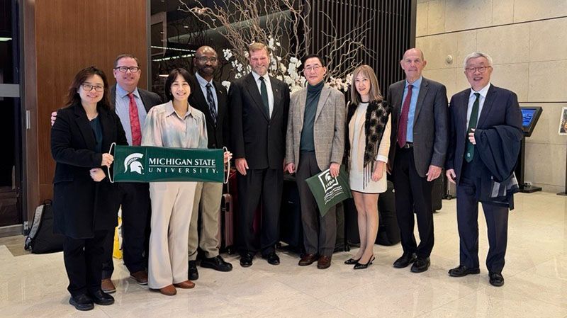 Tthe MSU team meets with Konkuk University President Jong-Pil Won, a Spartan alumnus.