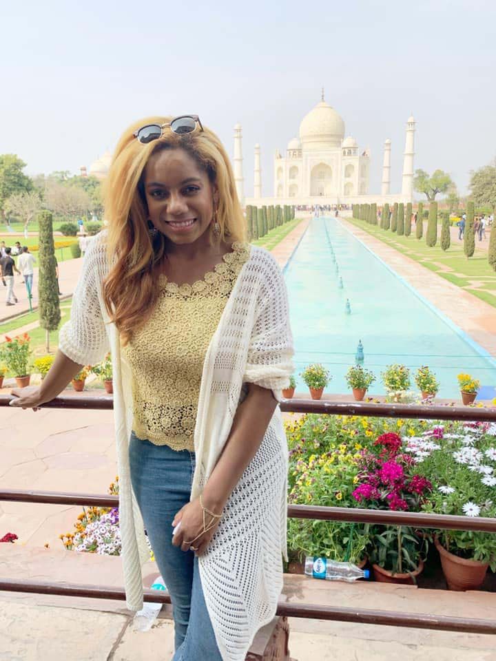 Marissa in front of the Taj Majal in India