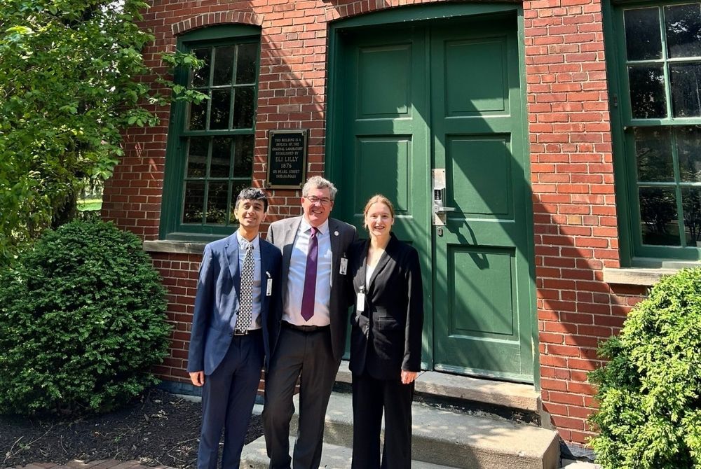 photo of Anish Dnappanavar and Grace Fitzgerald-with Canadian Consul General Colin Bird 